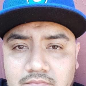 Meet your Posher, Carlos